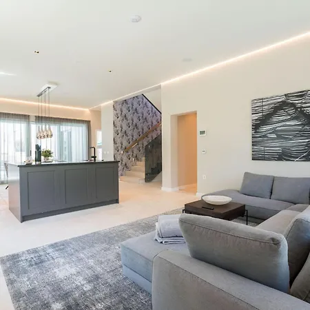Four Seasons By Interhome